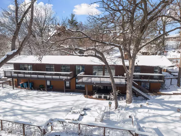 Minnetonka, MN 55343,4941 Diane DR