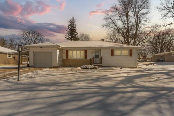 355 Ash AVE S, New Richland, MN 56072