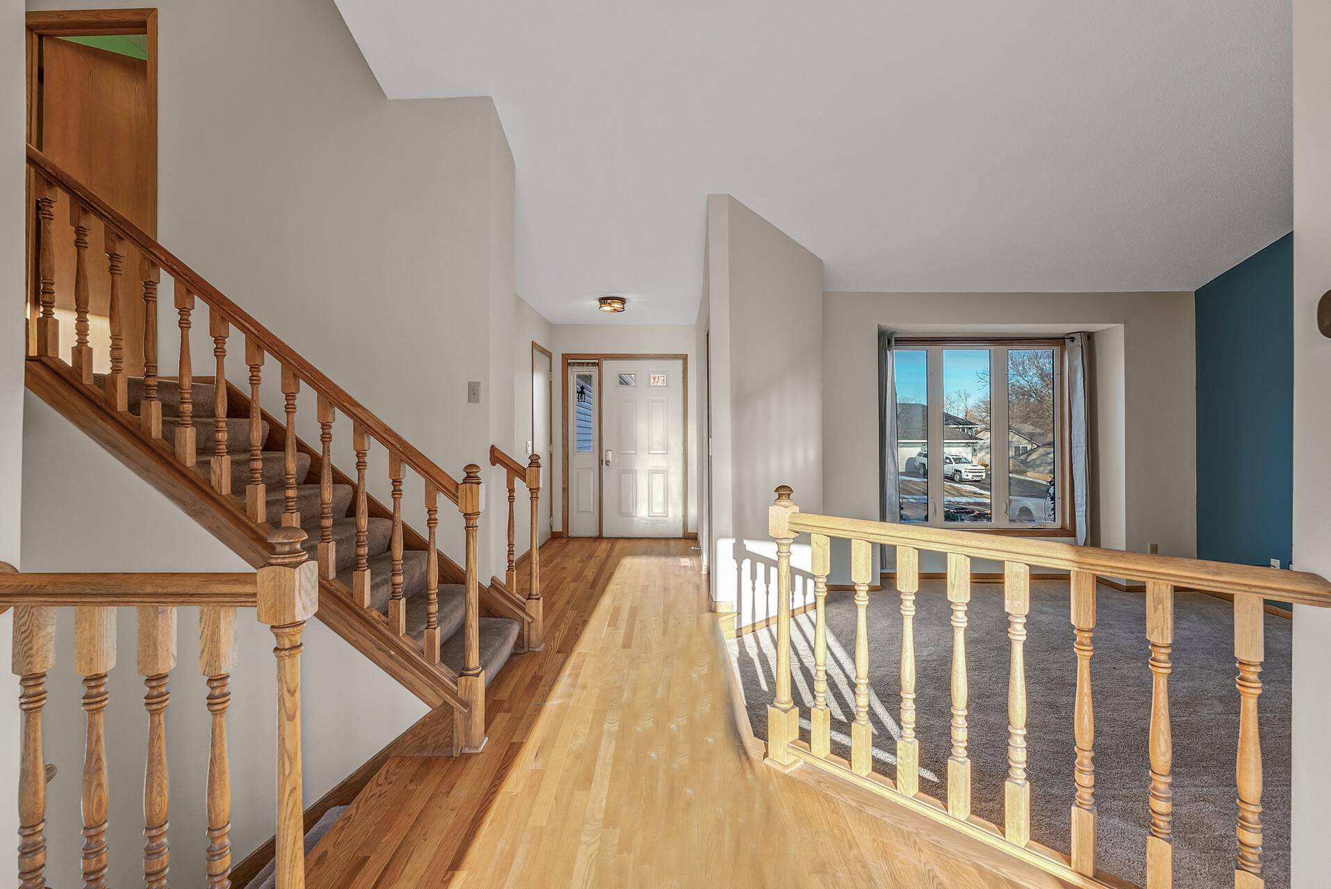 Woodbury, MN 55125,9305 Andrea DR