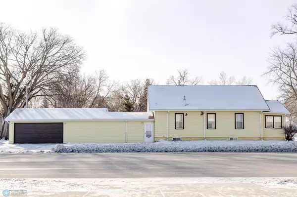 Moorhead, MN 56560,104 15th ST S