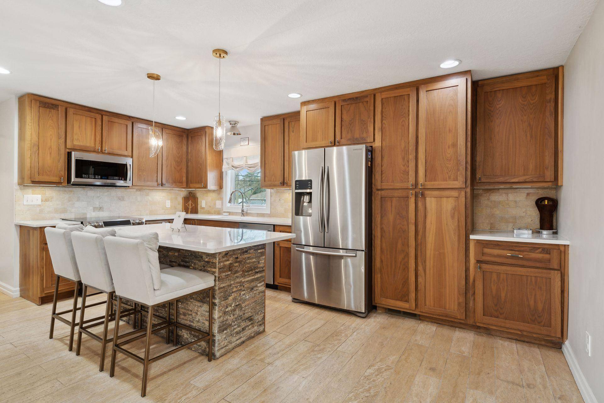 Edina, MN 55436,5020 Windsor AVE