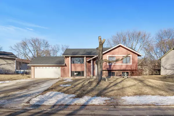 Woodbury, MN 55125,6616 Stratford RD