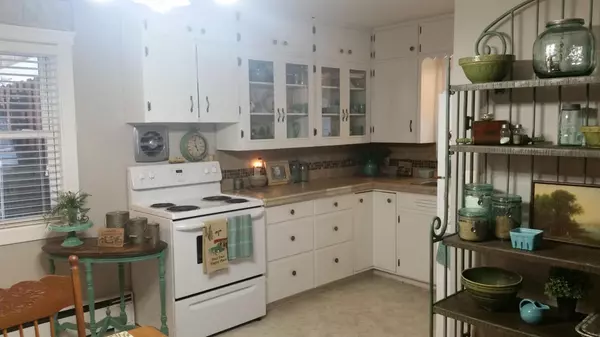 Appleton, MN 56208,638 N Munsterman ST