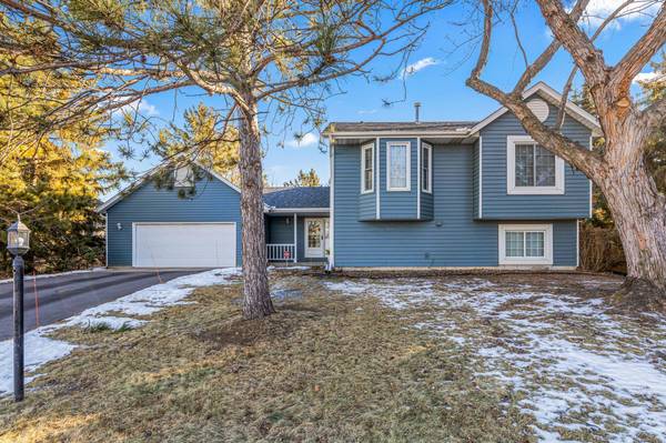 3583 Andrew DR, Woodbury, MN 55125