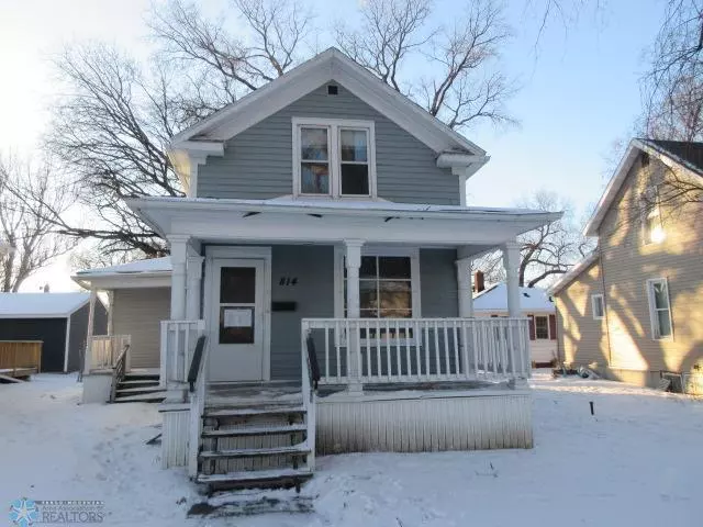 Fargo, ND 58102,814 7th ST N