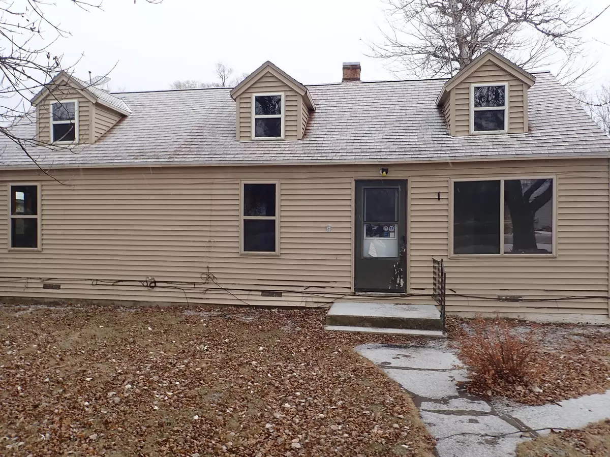 Kenneth, MN 56147,376 Main ST