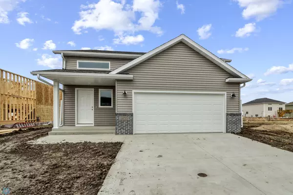 3755 19th ST S, Moorhead, MN 56560