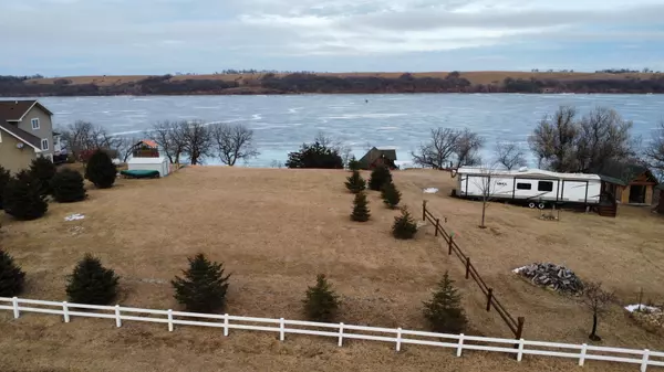 Wilmot, SD 57279,13366 Cameron Cove RD