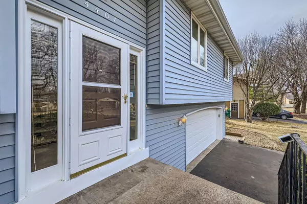 New Hope, MN 55428,4407 Independence AVE N