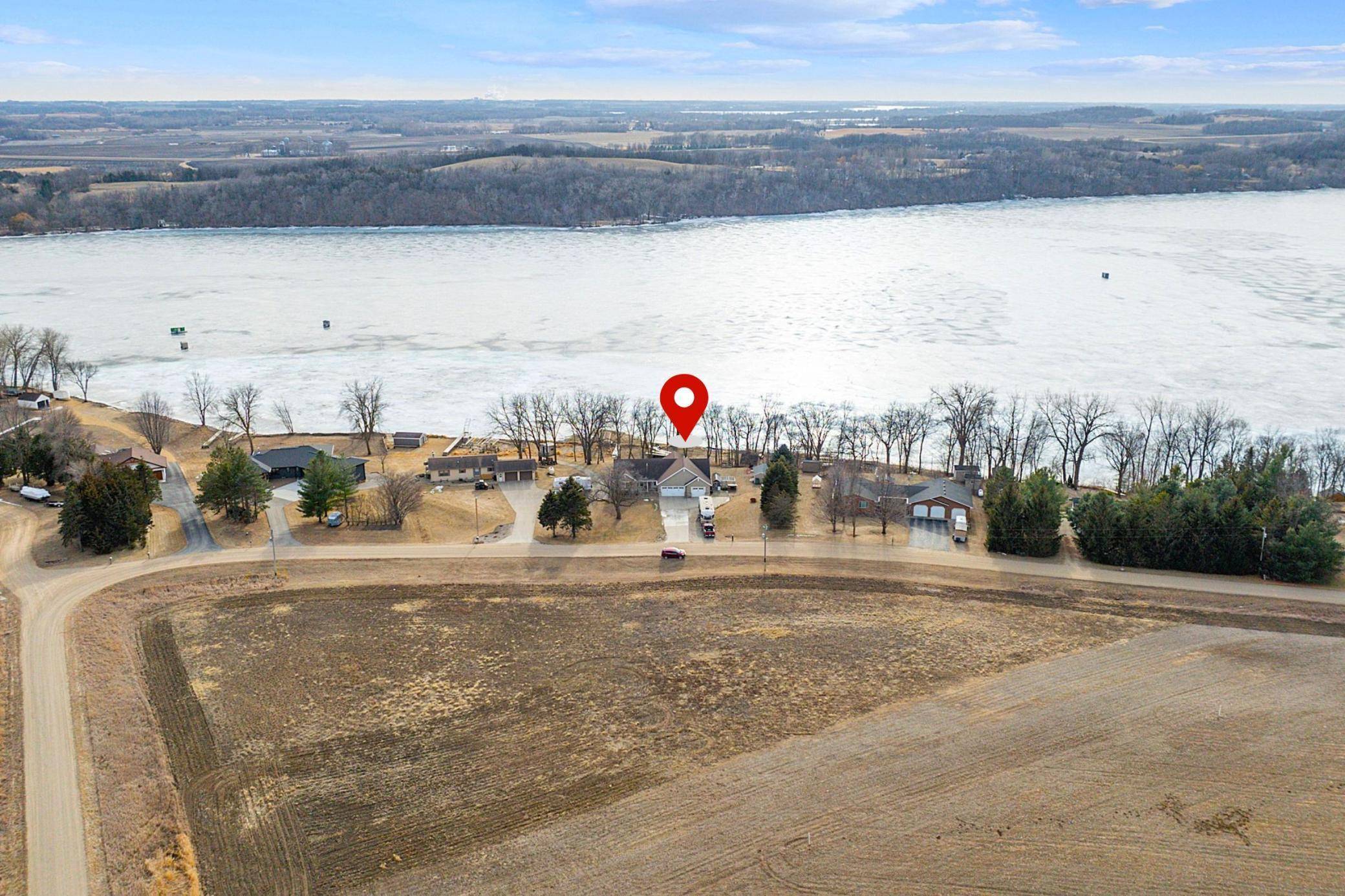 Waterville, MN 56096,48941 North Shore RD