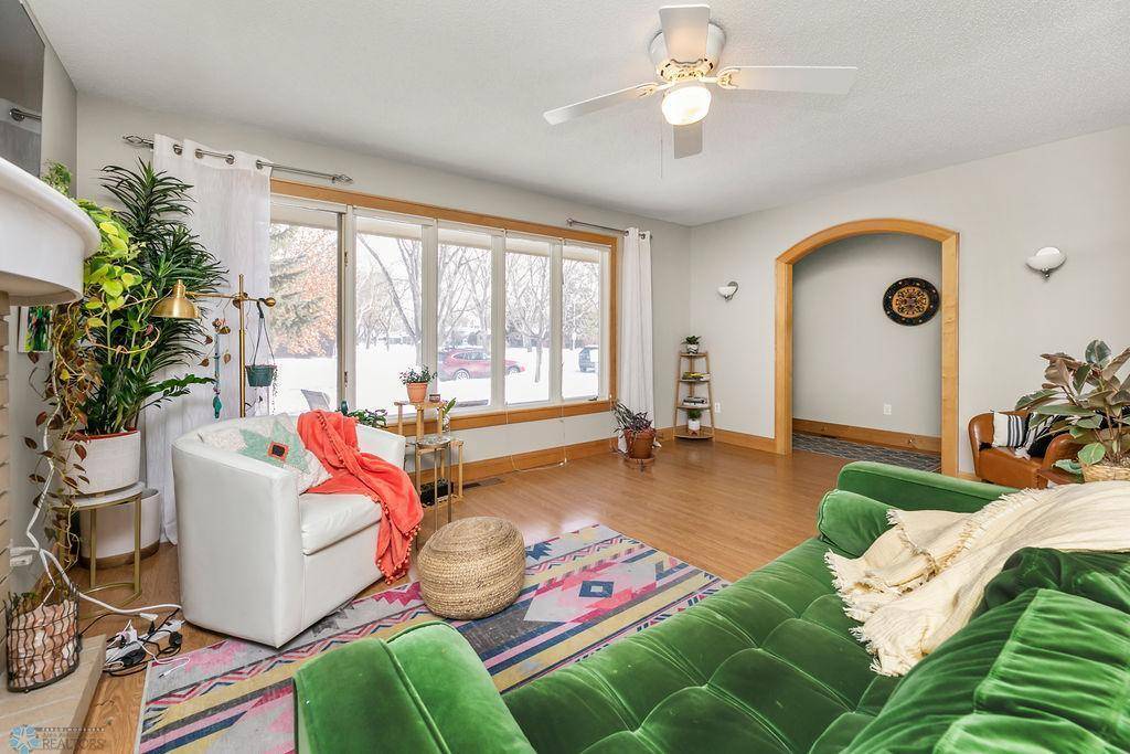 Fargo, ND 58103,2517 W Country Club DR S #10