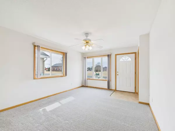 New Prague, MN 56071,211 Lady Slipper AVE NE