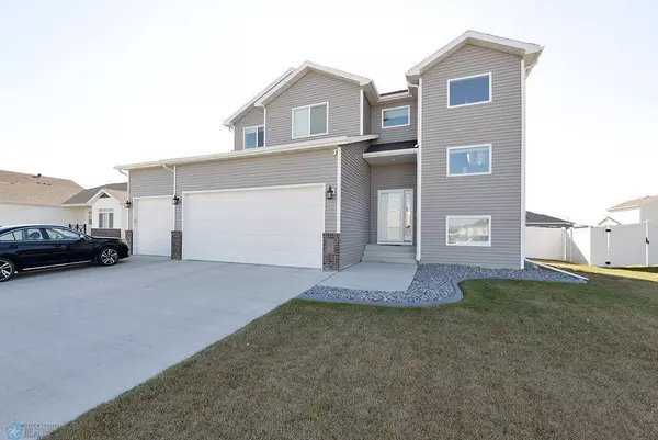 Fargo, ND 58104,6650 Smylie LN S