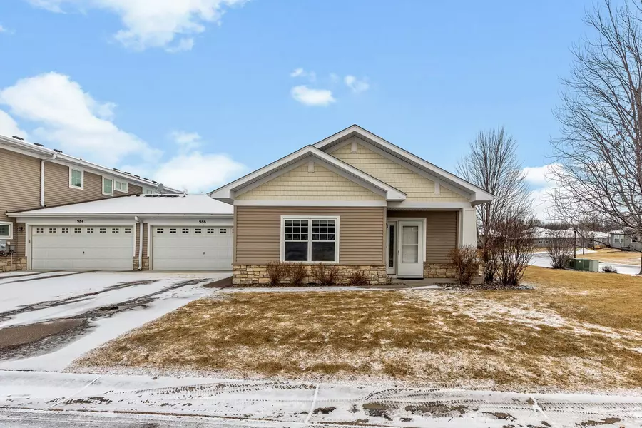986 Crossing WAY, Delano, MN 55328