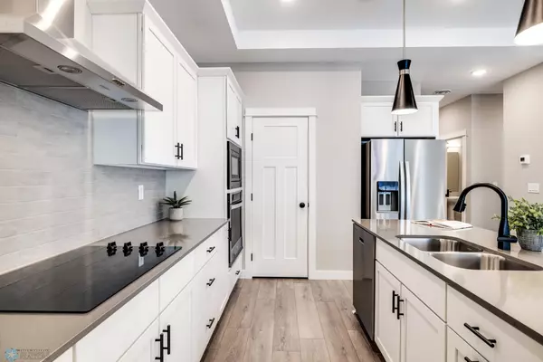 Fargo, ND 58104,5883 41 ST S