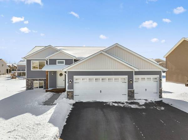 7721 Lambert Cir NE, Otsego, MN 55301