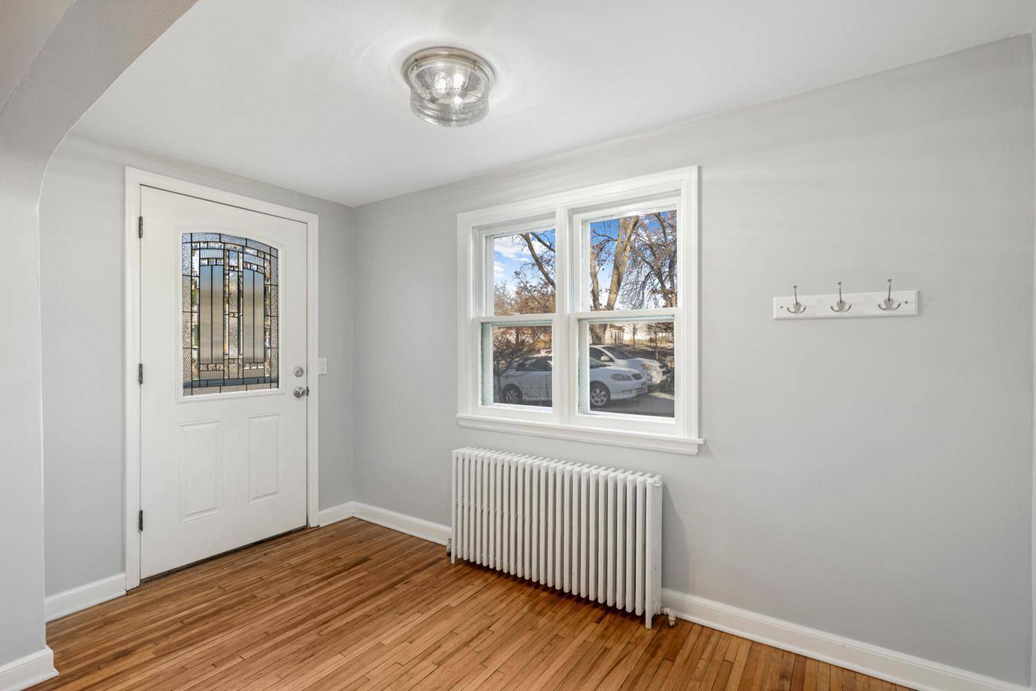 Chaska, MN 55318,115 S Cedar ST