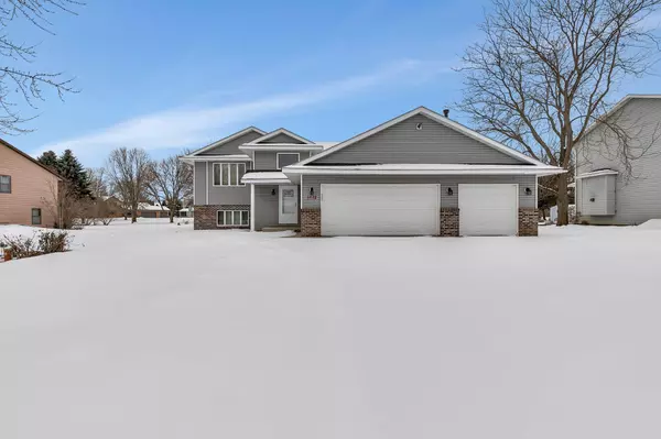 1712 Casselberry RD, Saint Cloud, MN 56303