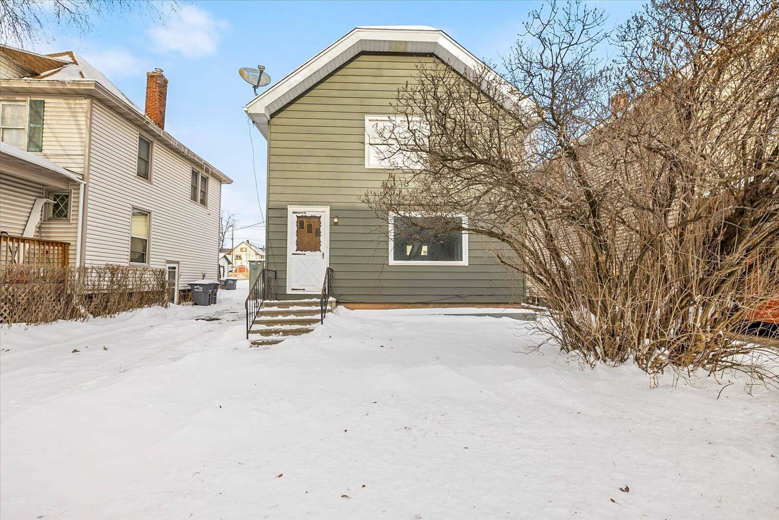 Duluth, MN 55806,106 N 30th AVE W