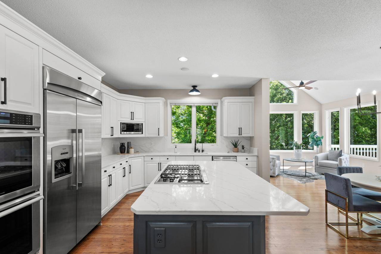 Eden Prairie, MN 55344,6229 Morningside CIR