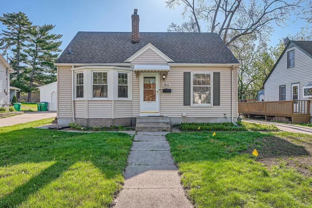 Saint Louis Park, MN 55416,3933 Zarthan AVE S