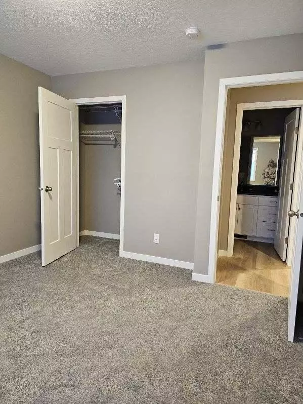 Saint Cloud, MN 56304,975 45th AVE NE