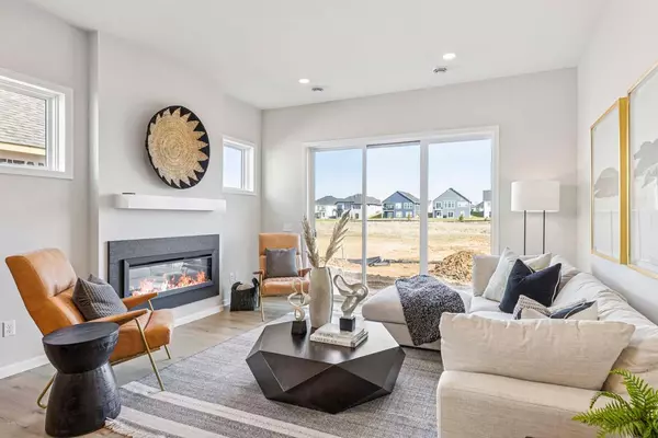 Lake Elmo, MN 55042,10974 37th ST N