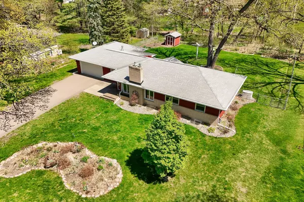 Plymouth, MN 55447,720 Kingsview LN N