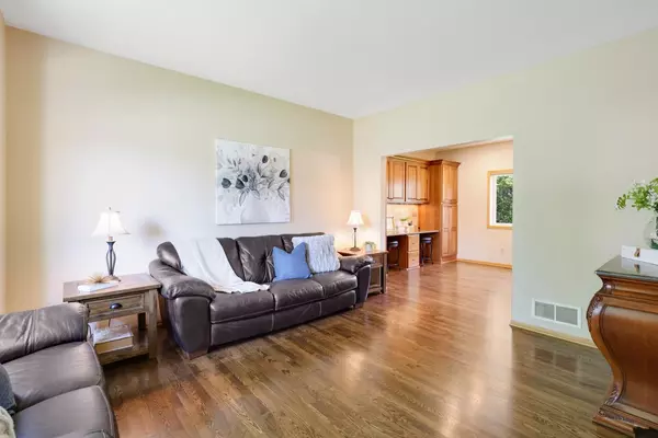 Apple Valley, MN 55124,14261 Fossil LN