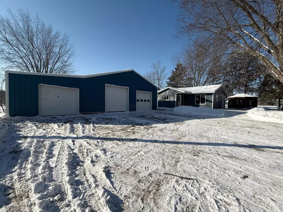 Braham, MN 55006,2327 103rd AVE