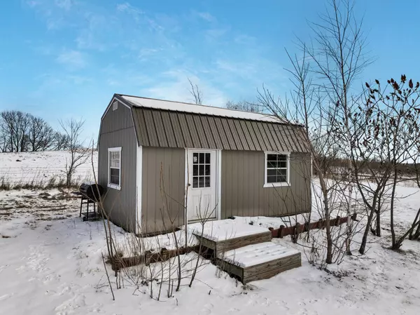 New Auburn, WI 54757,3 27 7/8 ST