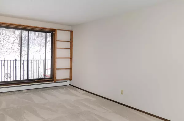 Burnsville, MN 55337,401 E Burnsville Pkwy #203