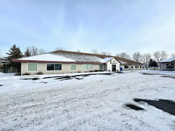 5833 Pecan ST, North Branch, MN 55056