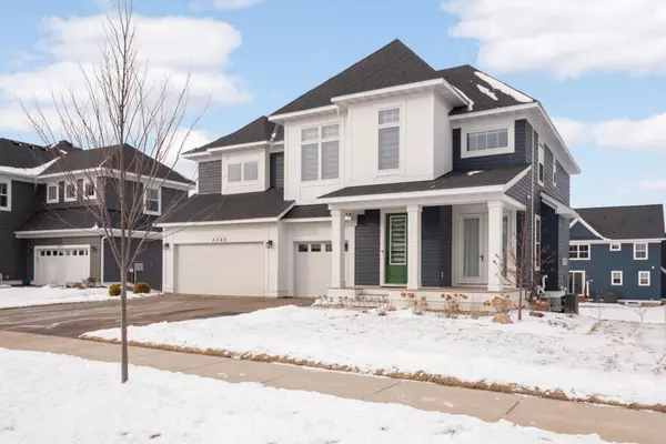 6348 Red Cedar DR, Chaska, MN 55318