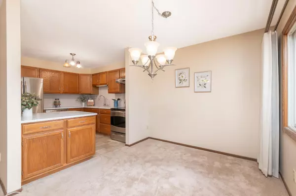 Edina, MN 55436,6964 Langford CT