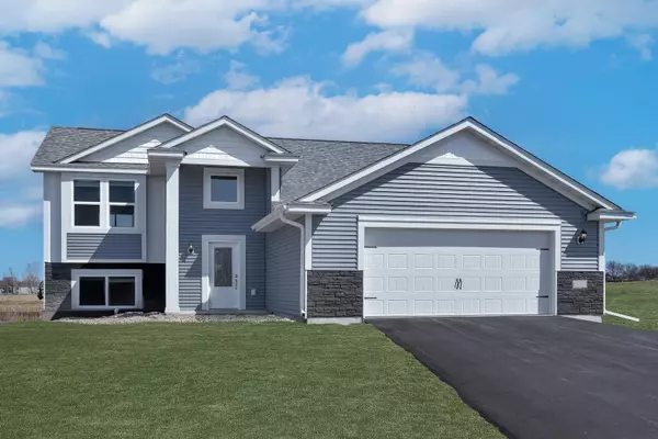 5377 Fall CIR, North Branch, MN 55056