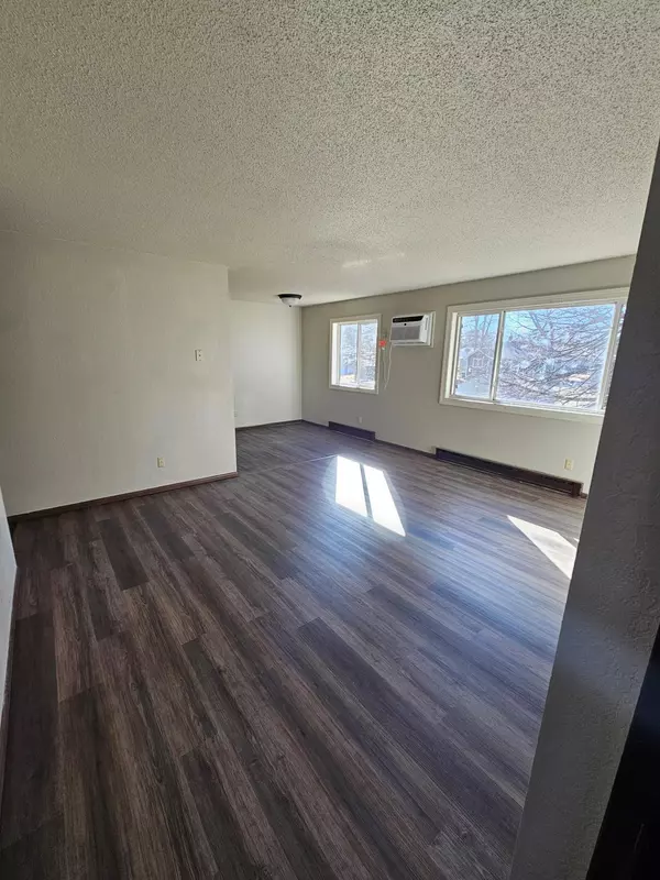 Heron Lake, MN 56137,504 9th ST #6