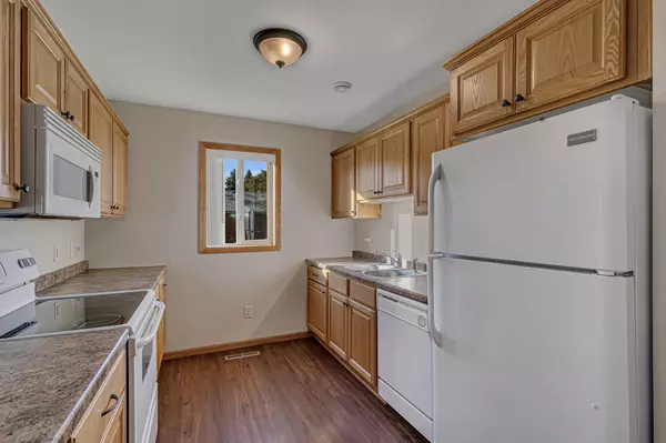 Litchfield, MN 55355,617 Cottonwood AVE