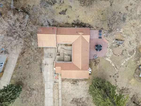 Robbinsdale, MN 55422,4322 Shoreline DR