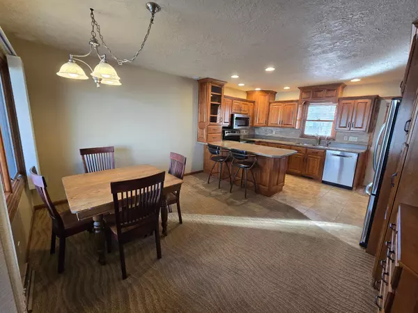 Pipestone, MN 56164,802 7th AVE SE