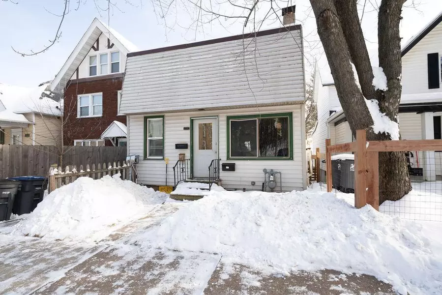 112 W 5th ST, Duluth, MN 55806