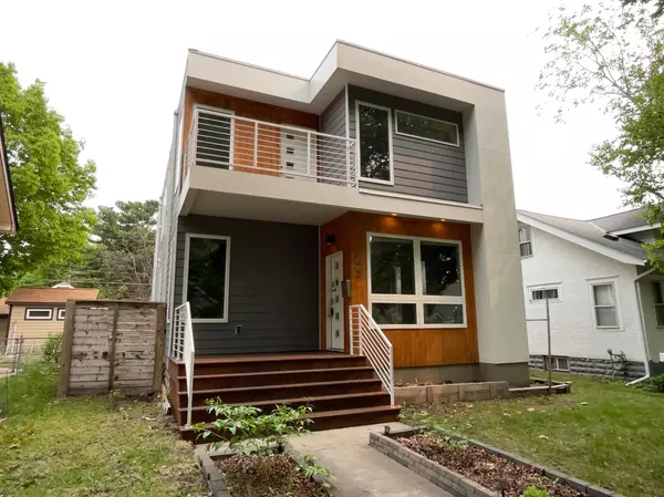 1447 Juliet AVE, Saint Paul, MN 55105