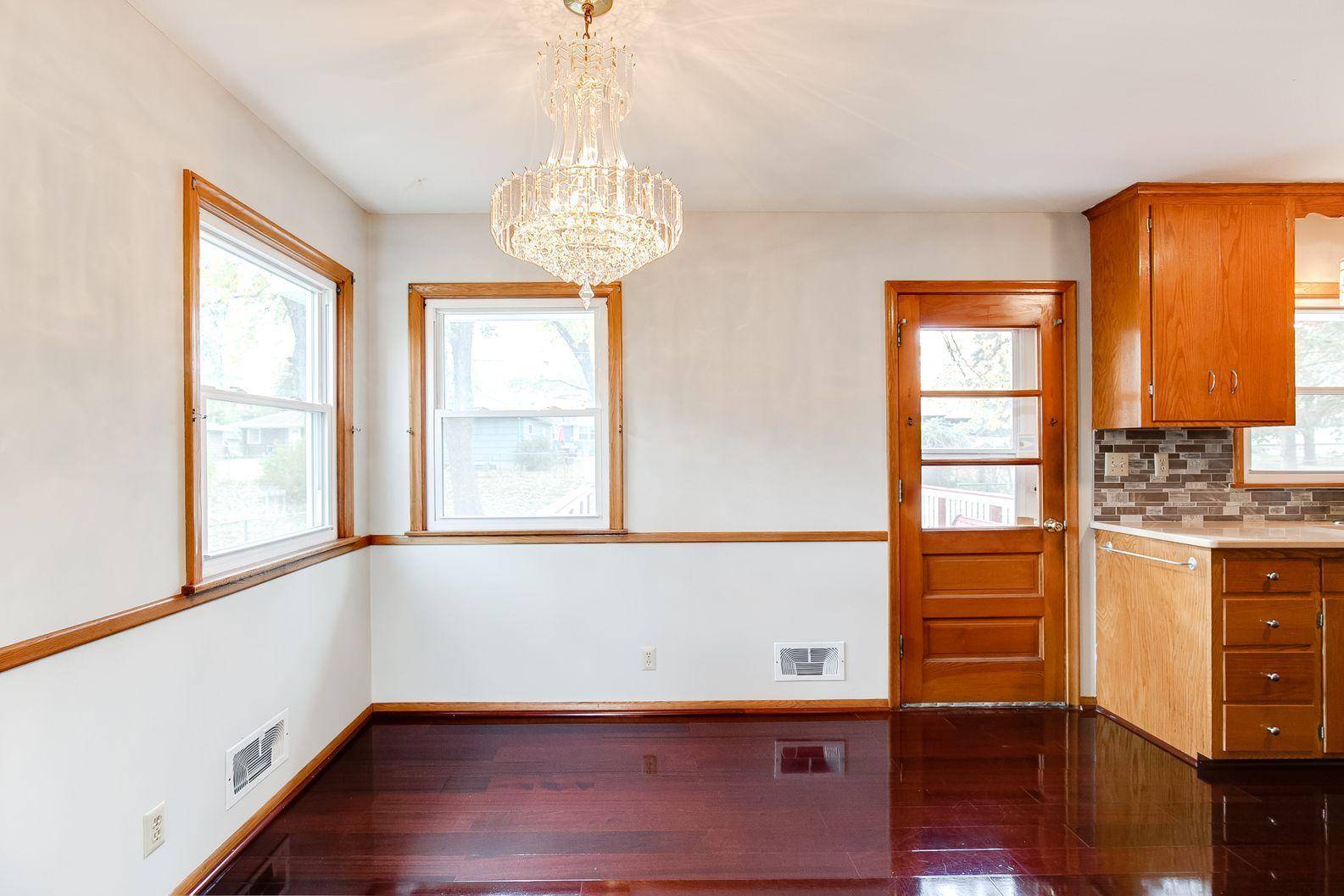 Bloomington, MN 55420,9042 Emerson AVE S