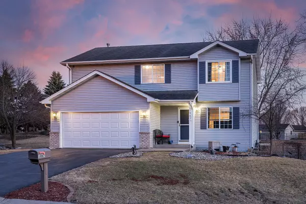 Waconia, MN 55387,1067 Kinder DR