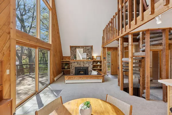 Mahtomedi, MN 55115,231 Kenwood ST