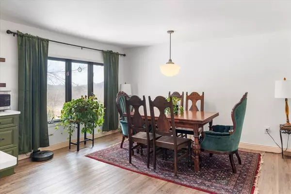 La Crescent Twp, MN 55947,3430 N Pine Creek RD