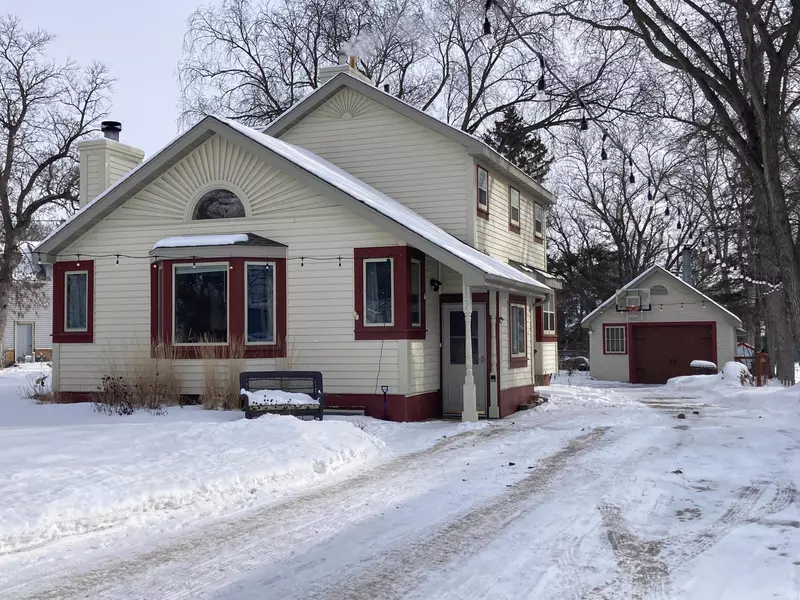 1127 Campbell AVE, Detroit Lakes, MN 56501