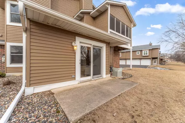 1878 Southpointe TER #S1878, Eagan, MN 55122