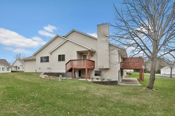 Lindstrom, MN 55045,13413 Pine View PL