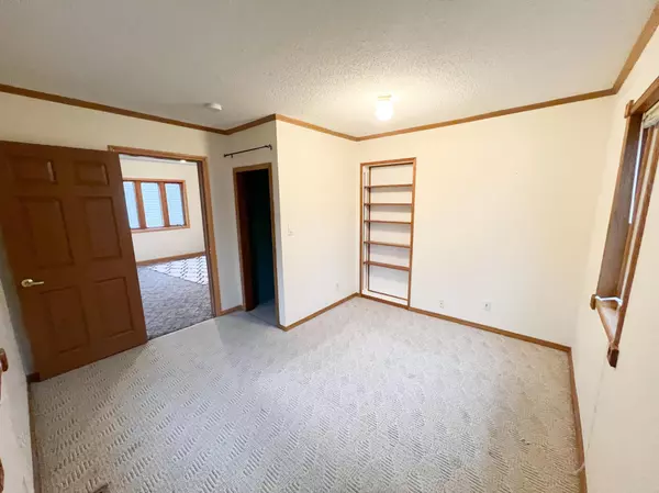 Worthington, MN 56187,832 Godfrey ST